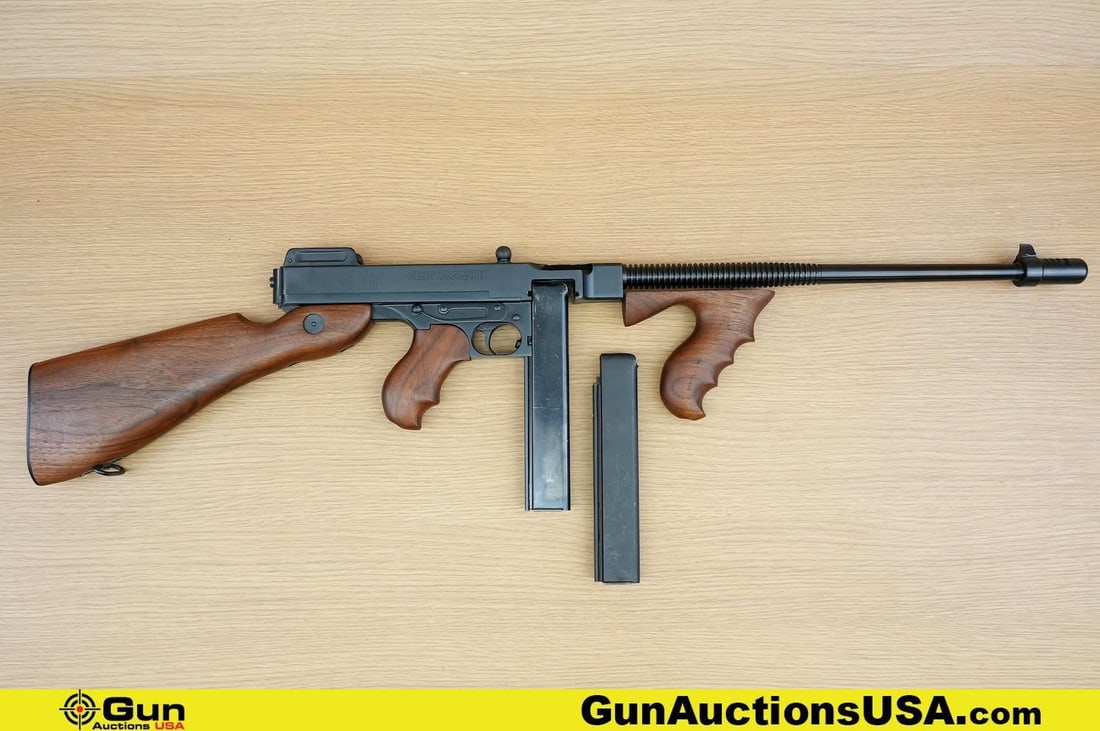 AUTO-ORDNANCE 1927 A1 THOMPSON .45 AUTOMATIC MODEL 1927/ COLLECTOR's TAKE NOTICE Rifle. Excellent. (1 of 20)