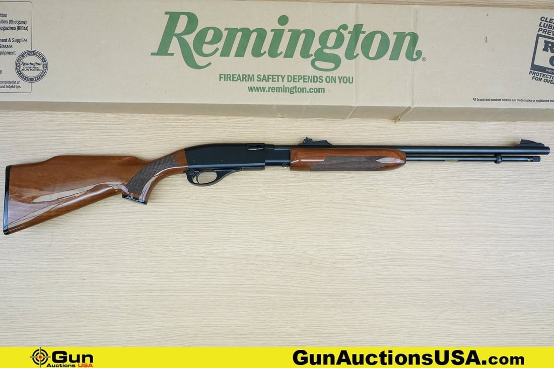 REMINGTON 572 FIELDMASTER .22 LR Rifle . Very Good. 21.5" Barrel. Shiny Bore, Tight Action Pump: REMINGTON 572 FIELDMASTER .22 LR Rifle . Very Good. 21.5" Barrel. Shiny Bore, Tight Action Pump Action . Features a Sleek Walnut Stock, Polymer Butt Plate, Cross Bolt Safety, Tube Fed Magazine, Adjust