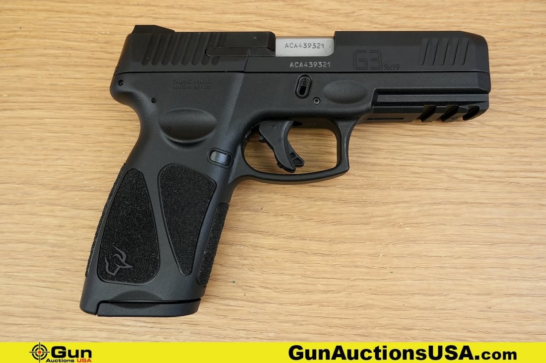 TAURUS G3 9X19 UNFIRED Pistol. Like New. 4" Barrel. Semi Auto . Featuring a Polymer frame, Left (1 of 14)