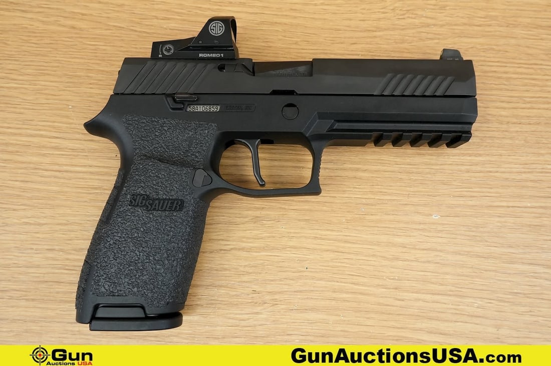 SIG Sauer P320 9X19 Pistol. Excellent. 4.7" Barrel. Shiny Bore, Tight Action Semi Auto . Features a (1 of 14)
