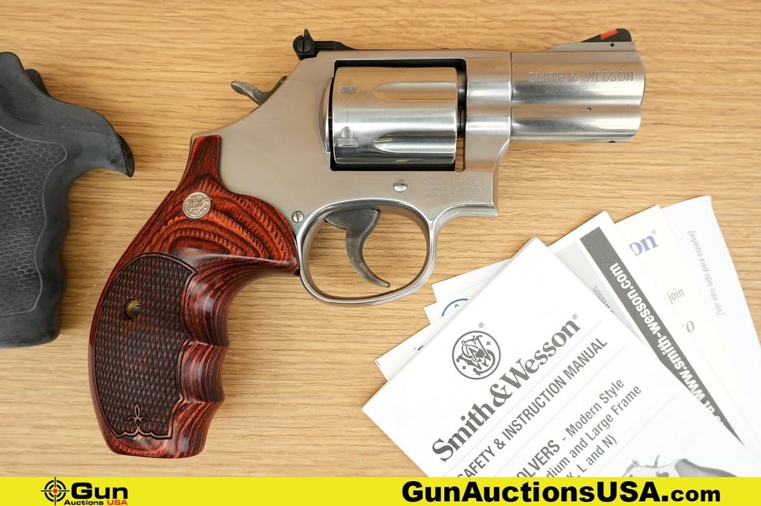 S&W 686-6 .357 MAGNUM Revolver. Excellent. 2.25" Barrel. Shiny Bore, Tight Action . GORGEOUS Smith: S&W 686-6 .357 MAGNUM Revolver. Excellent. 2.25" Barrel. Shiny Bore, Tight Action . GORGEOUS Smith Featuring a Robust stainless Steel Frame, Seven Shot Fluted Cylinder, Hi Viz Front Sight, Adjustable 