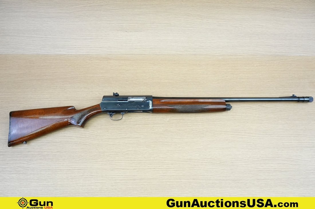 REMINGTON MODEL 11 20 ga. Shotgun. Good Condition, Normal Handling Marks. 25" Barrel. Shiny Bore,: REMINGTON MODEL 11 20 ga. Shotgun. Good Condition, Normal Handling Marks. 25" Barrel. Shiny Bore, Tight Action Semi Auto . Features a Checkered Wooden Stock, and Foregrip, Brass Bead Front Sight, Lyma