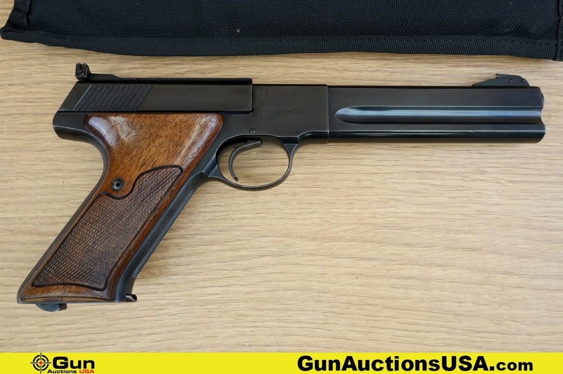 COLT MATCH TARGET .22 LR COLLECTOR'S Pistol. Very Good. 6" Barrel. Shiny Bore, Tight Action Semi: COLT MATCH TARGET .22 LR COLLECTOR'S Pistol. Very Good. 6" Barrel. Shiny Bore, Tight Action Semi Auto Precision meets heritage in this .22 LR masterpiece, with a HEAVY PROFILE Fixed Barrel, Straight B