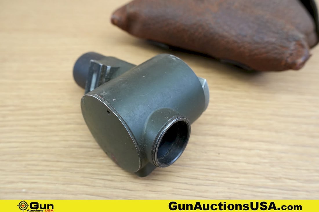 German Surplus COLLECTOR'S Optic. Good Condition. SUPER RARE MG42 Optic/Sight with a Leather Carry: German Surplus COLLECTOR'S Optic. Good Condition. SUPER RARE MG42 Optic/Sight with a Leather Carry Case. Collector's Be Sure to Notice. . (81776) (GSCA61)