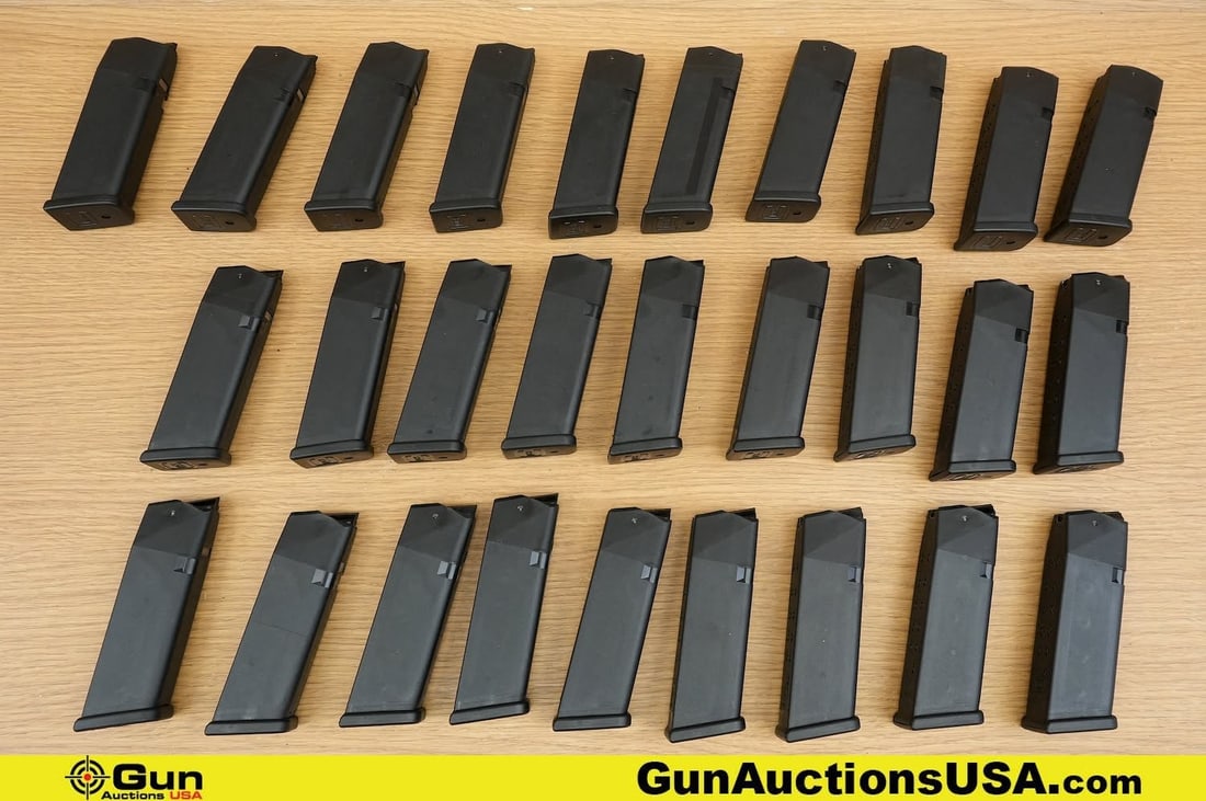 Glock 21 .45 ACP . Very Good. Magazines. Twenty Eight 13 Rd Mags. . (83618) (GSCP94) (1 of 18)
