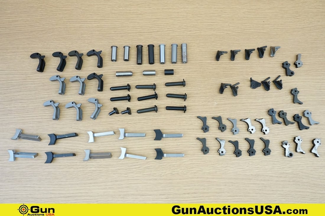 1911 . Good Condition, Normal Handling Marks. Gun Parts. Approx. 70 1911 Gun Parts. . (83611) (1 of 7)