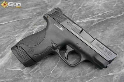 S&W M&P 40 SHIELD .40 S&W PISTOL. Very Good. 3" Barrel. Shiny Bore, Tight Action Semi Auto .