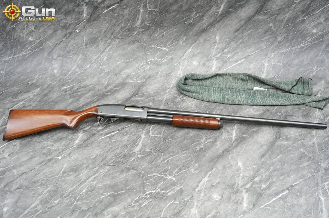 REMINGTON 870 WINGMASTER 12 ga. Pump Action Shotgun 28" Barrel, Shiny bore, Tight Action sn:442620V (1 of 18)