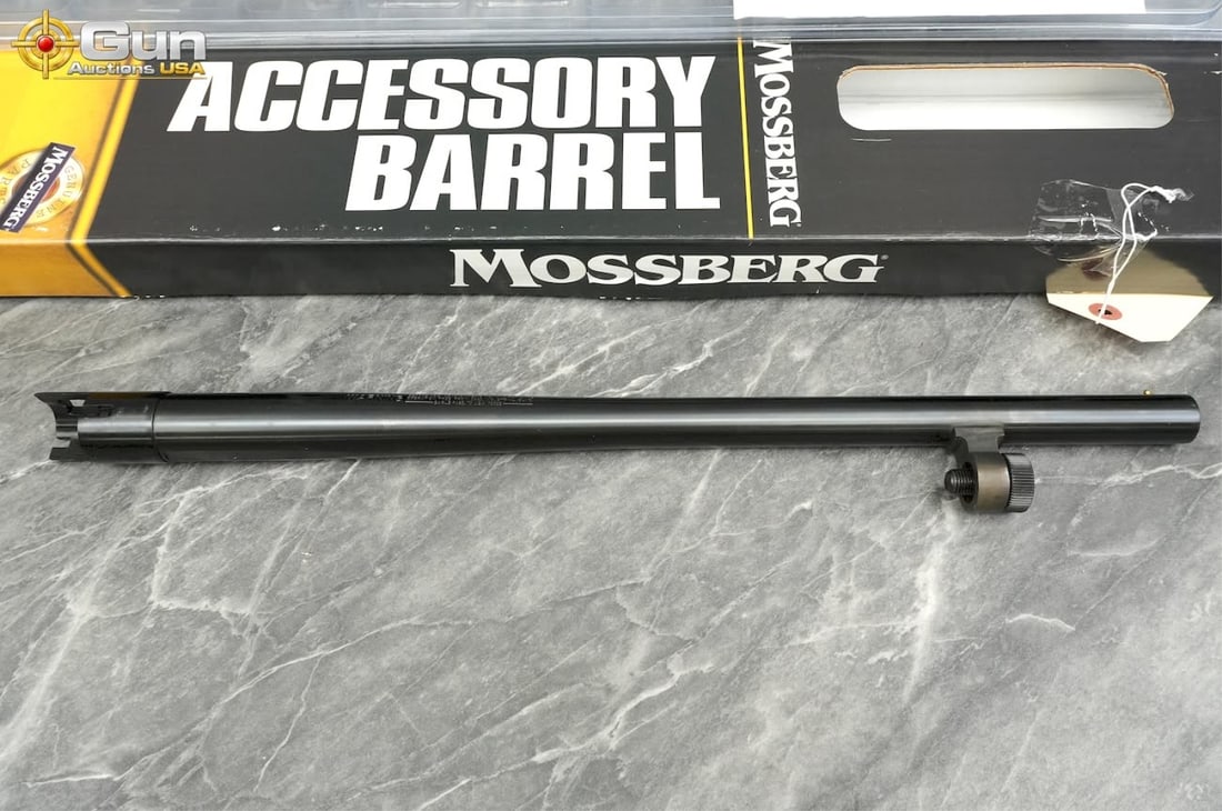 Mossberg 12-gauge accessory barrel with box. Excellent Condition. This item is a genuine Mossberg (1 of 6)