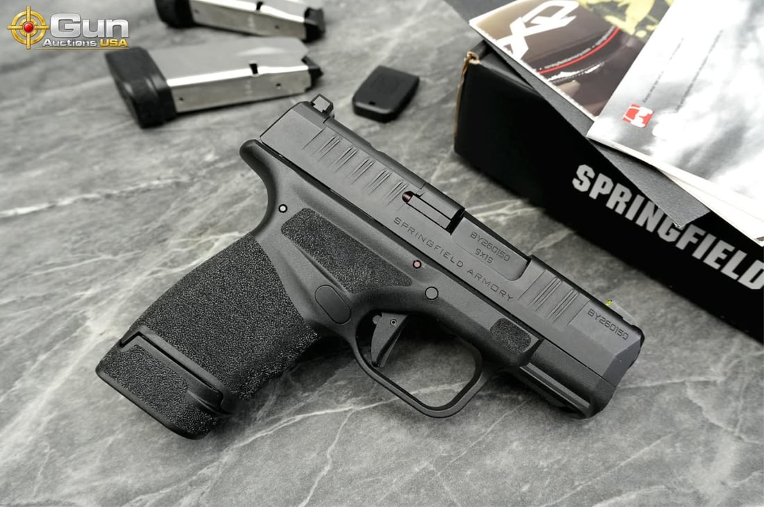 SPRINGFIELD HELLCAT 9X19 Semi Auto Pistol 3" Barrel, Shiny Bore, Tight Action sn:BY260150 Excellent (1 of 17)