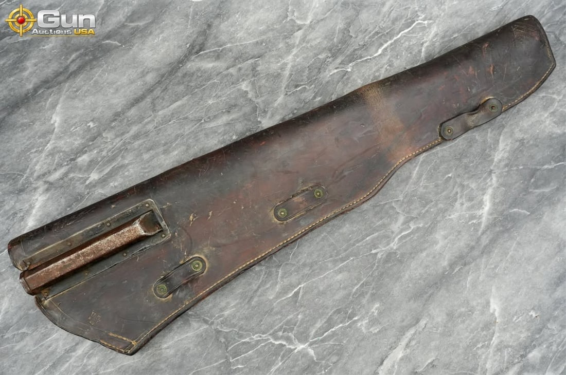 Highly collectable Vintage Boyt 42 M1 Garand rifle scabbard. Good Condition for age. This "US BOT (1 of 5)