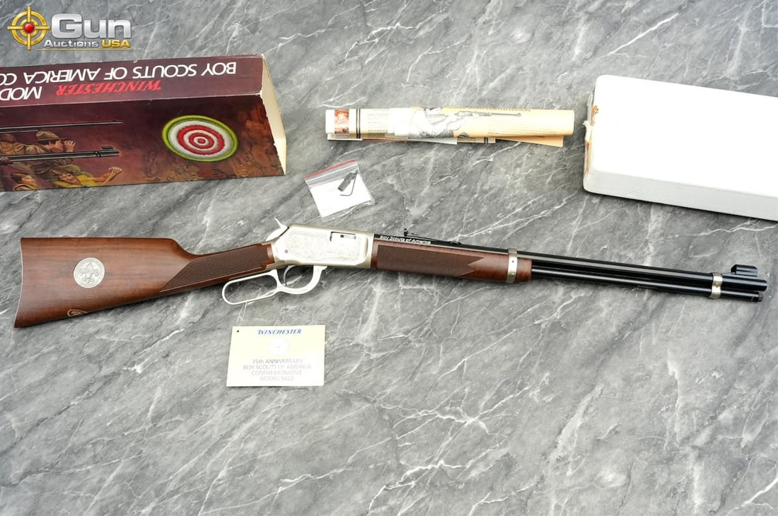 Winchester 9422 XTR BOY SCOUTS OF AMERICA .22 S-L-LR COMMEMORATIVE Lever Action RIFLE, 20" Barrel,: Winchester 9422 XTR BOY SCOUTS OF AMERICA .22 S-L-LR COMMEMORATIVE Lever Action RIFLE, 20" Barrel, Like NEW, sn:BSA417This 75th Anniversary Boy Scouts of America commemorative rifle features a satin-f