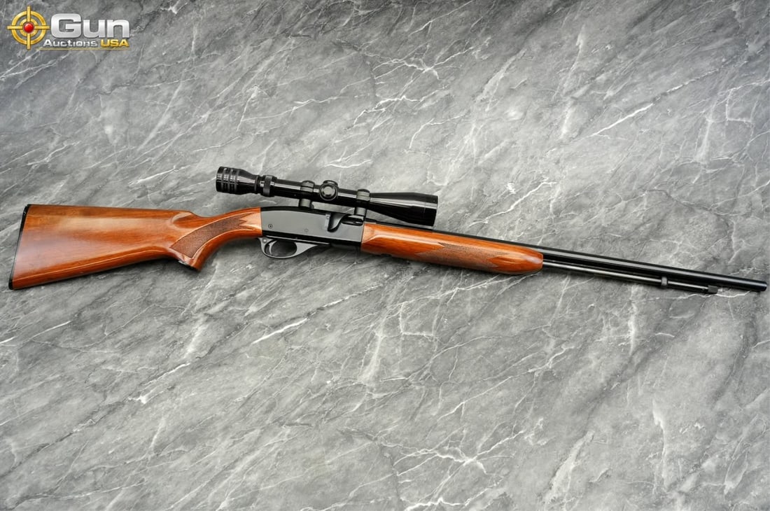 REMINGTON 552 .22 S-L-LR Semi Auto Rifle, 23.5" Barrel, Very Good Condition, Shiny Bore, Tight: REMINGTON 552 .22 S-L-LR Semi Auto Rifle, 23.5" Barrel, Very Good Condition, Shiny Bore, Tight Action, sn:238065This Remington Speedmaster is chambered in .22 Short, Long, or Long Rifle and features a