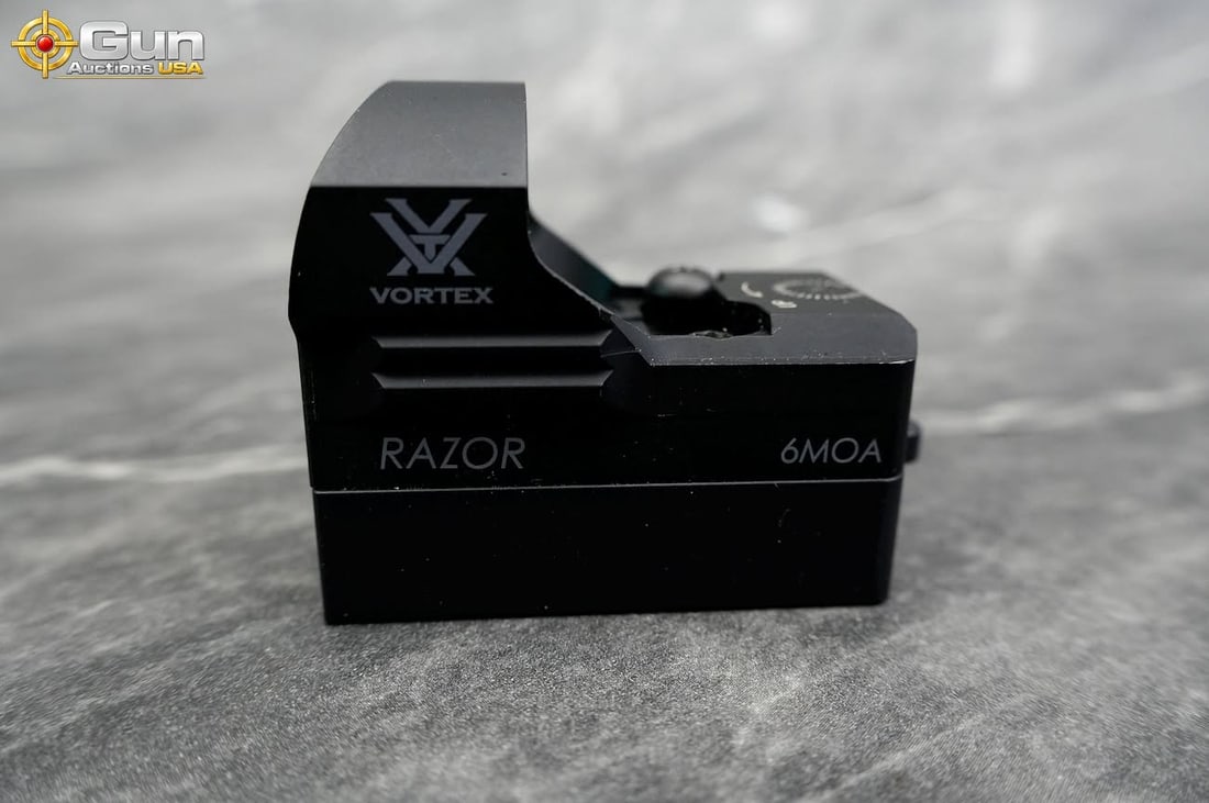 Vortex Razor 6 MOA red dot sight, Excellent Condition This compact micro red dot optic features - 2
