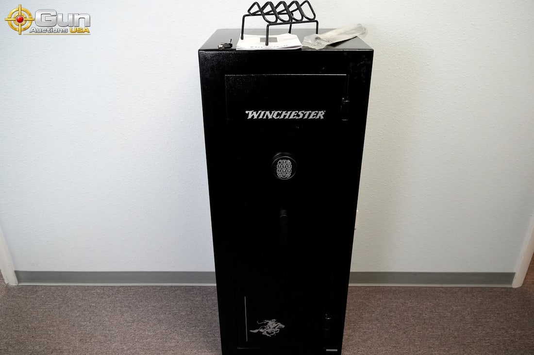 Winchester TS20-30 20-Gun Safe, Good Condition This 14-gauge steel gun safe features 20-long gun (1 of 12)