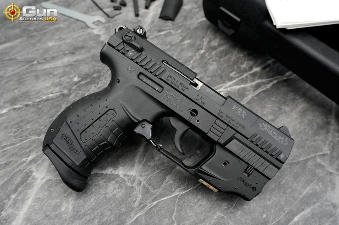 Walther P22 .22 LR Semi Auto Pistol, 3.5" Barrel, Very Good Condition, Shiny Bore, Tight Action,: Walther P22 .22 LR Semi Auto Pistol, 3.5" Barrel, Very Good Condition, Shiny Bore, Tight Action, sn:L105241German-designed rimfire pistol distributed by Smith & Wesson, featuring a matte black finish 