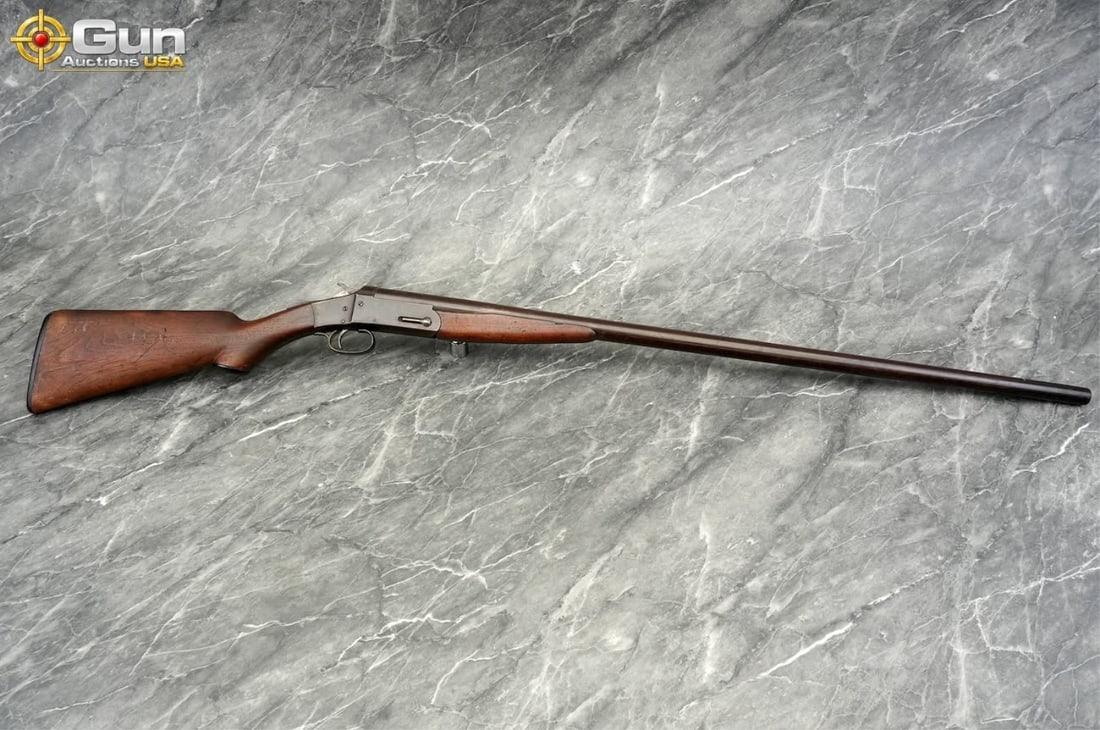 WESTERN ARMS CO NONE MARKED 12 ga. Single Shot Shotgun, 34" Barrel, Fair Condition, Shootable Bore,: WESTERN ARMS CO NONE MARKED 12 ga. Single Shot Shotgun, 34" Barrel, Fair Condition, Shootable Bore, sn:H821Single-shot 12 gauge featuring a walnut stock and forend with a pistol profile. The receiver 