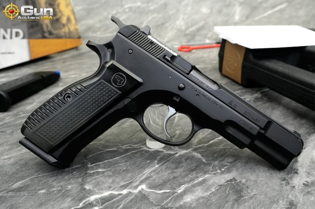 CZ 75 B RETRO 9MM SEMI PISTOL: CZ 75 B RETRO 9mm Luger Semi Auto Pistol, 4.5" Barrel, Like NEW, sn:G177481This CZ 75 B Retro edition wears a black finish throughout and retains the classic slide-inside-frame design that distinguish