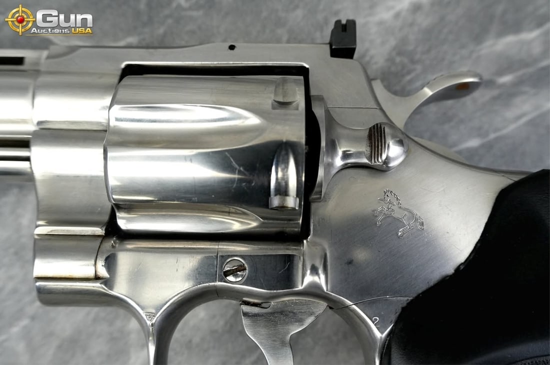 COLT PYTHON .357 MAG REVOLVER 6in - 10