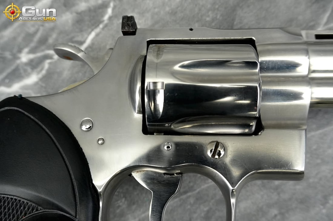 COLT PYTHON .357 MAG REVOLVER 6in - 2