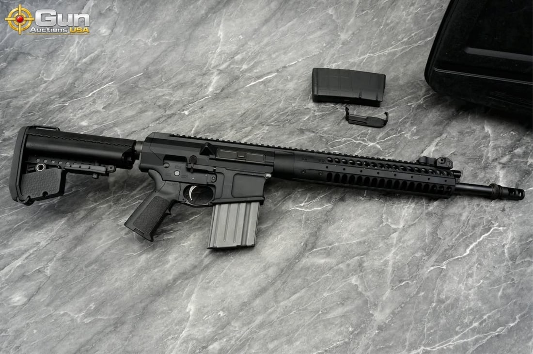LWRC REPR 7.62X51 SEMI AUTO RIFLE: LWRC INTERNATIONAL R.E.P.R. 7.62x51 NATO THREADED BARREL Semi Auto Rifle, 16.25" Barrel, Excellent Condition, Shiny Bore, Tight Action, sn:70-00416This LWRC International R.E.P.R. in 7.62x51 NATO is b