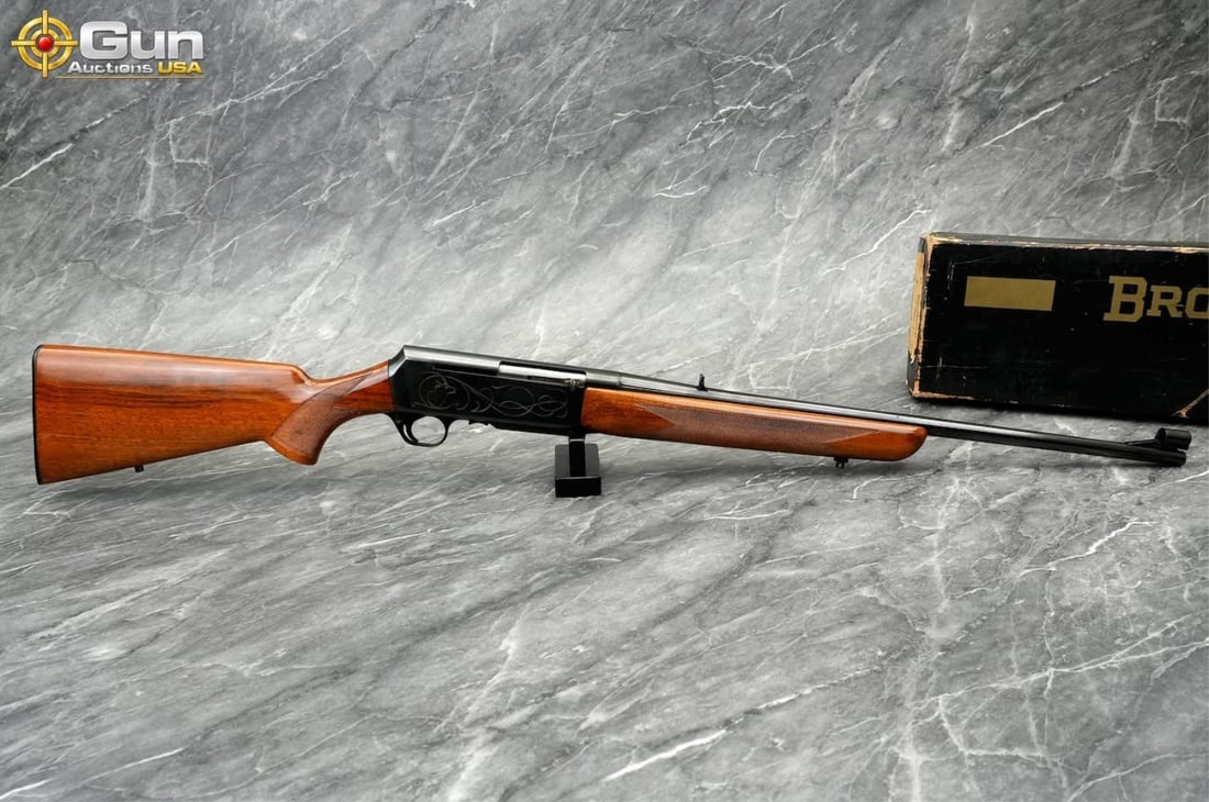 BROWNING BAR GRADE II 30-06 SEMI AUTO: Browning BAR GRADE II 30-06 Semi Auto Rifle, 22" Barrel, Very Good Condition, Shiny Bore, Tight Action, sn:7114M7This Browning BAR Grade II in .30-06 features a blued receiver tastefully engraved with