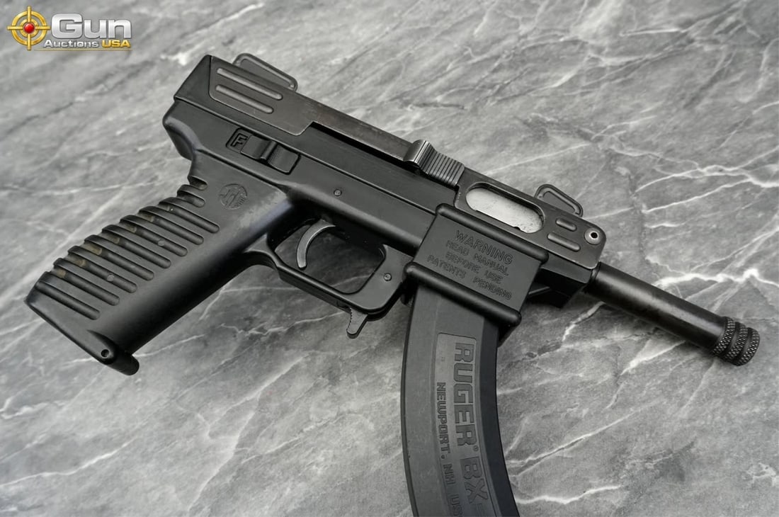 INTRATEC TEC-22 .22 LR SEMI PISTOL: INTRATEC TEC-22 .22 LR THREADED BARREL Semi Auto Pistol, 4" Barrel, Very Good Condition, Shiny Bore, Tight Action, sn:24337This semi-automatic pistol chambered in .22 LR wears an all-black finish and 