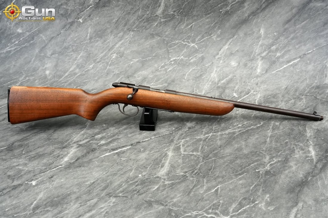 REMINGTON 511 .22 THREADED BOLT RIFLE: REMINGTON 511 .22 S-L-LR THREADED BARREL Bolt Action Rifle, 18 1/8" Barrel, Fair Condition, Shiny Bore, Tight Action, sn:NSNThis magazine-fed bolt-action rifle is chambered for .22 Short, Long, or