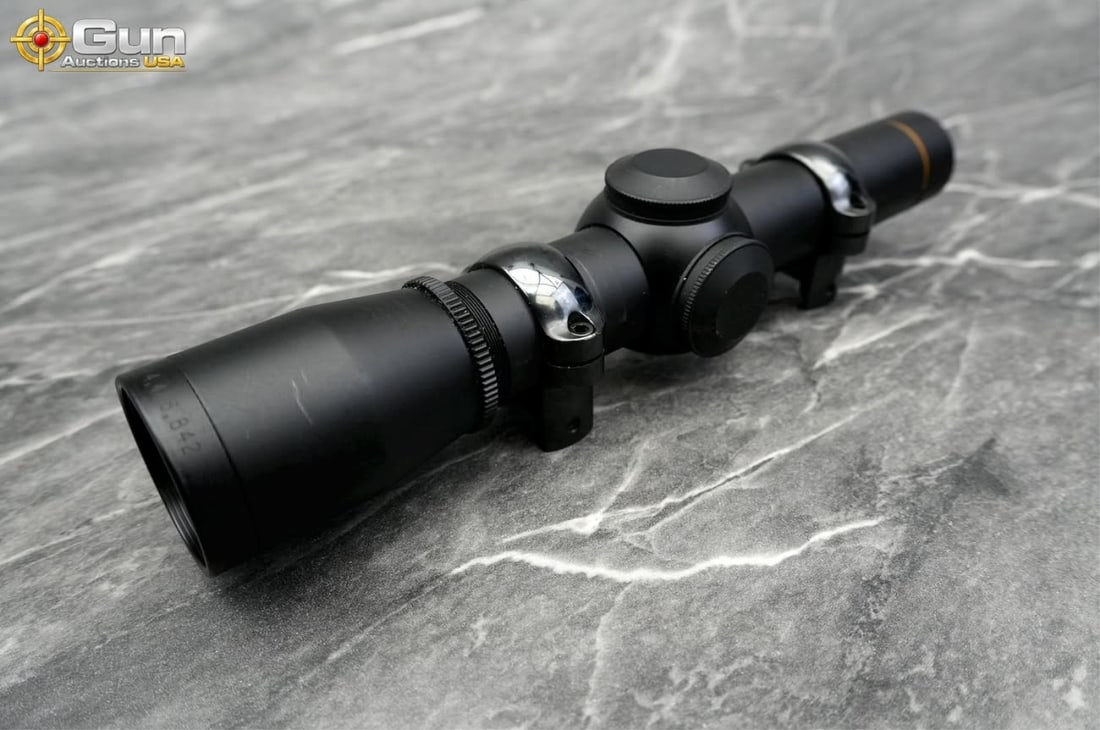 Leupold M8-2X Rifle Scope. Very Good Condition. Fe: Leupold M8-2X Rifle Scope. Very Good ConditionThis Leupold M8-2X fixed-power riflescope wears a matte black finish set off by the signature gold ring on the objective bell. It is marked with serial