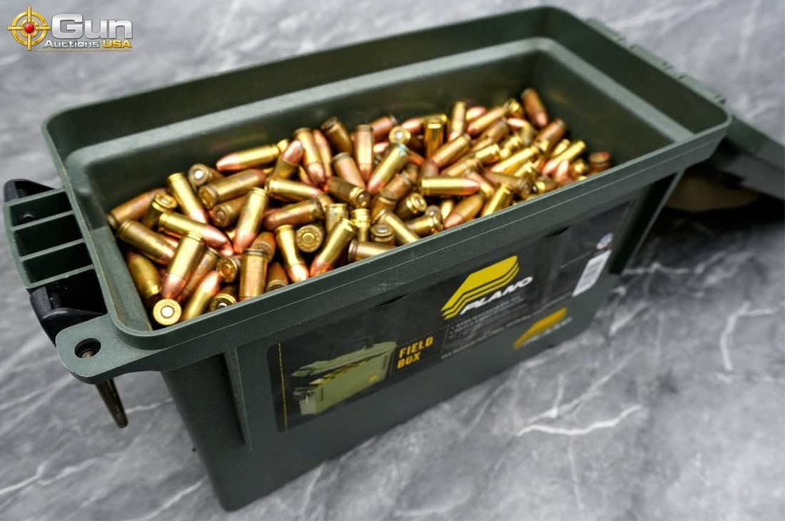 Blazer, etc. 9mm Luger. Approximately 850 rounds i: Blazer, etc. 9mm Luger ammunition, approximately 850 rounds total.This lot offers approximately 850 rounds of assorted 9mm Luger ammunition, largely Blazer along with other manufacturers, consisting o