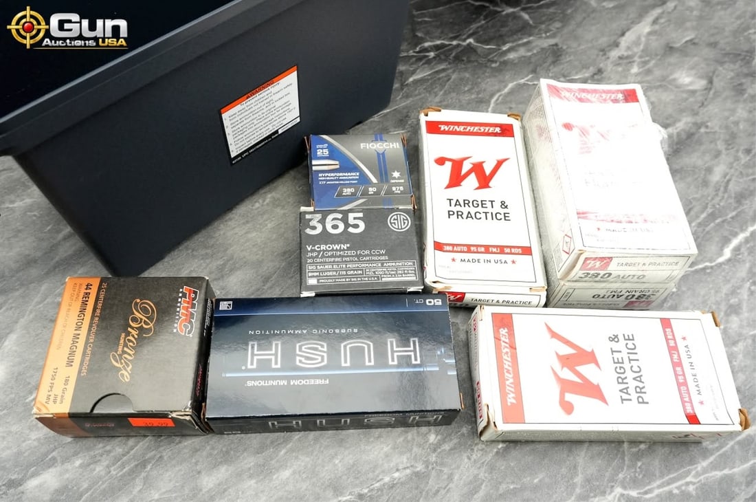 Winchester, SIG, PMC, etc. 285 rounds in total. In (1 of 5)