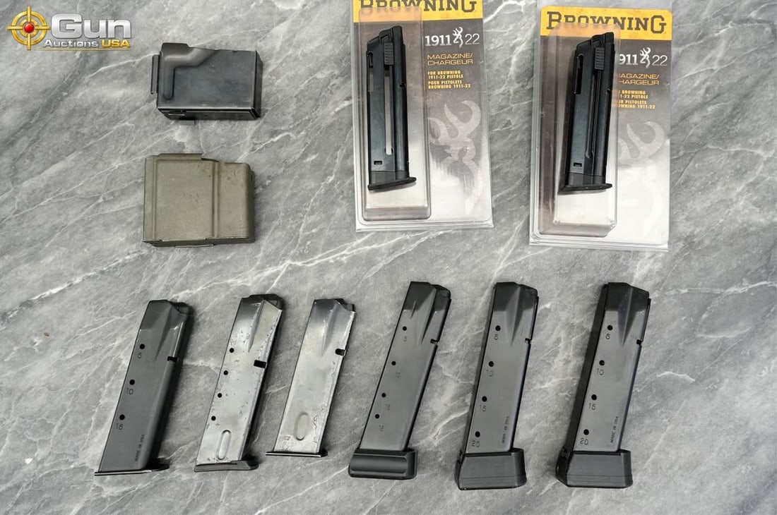 SIG Sauer, Browning, Mec-Gar, etc. magazines. Good (1 of 20)