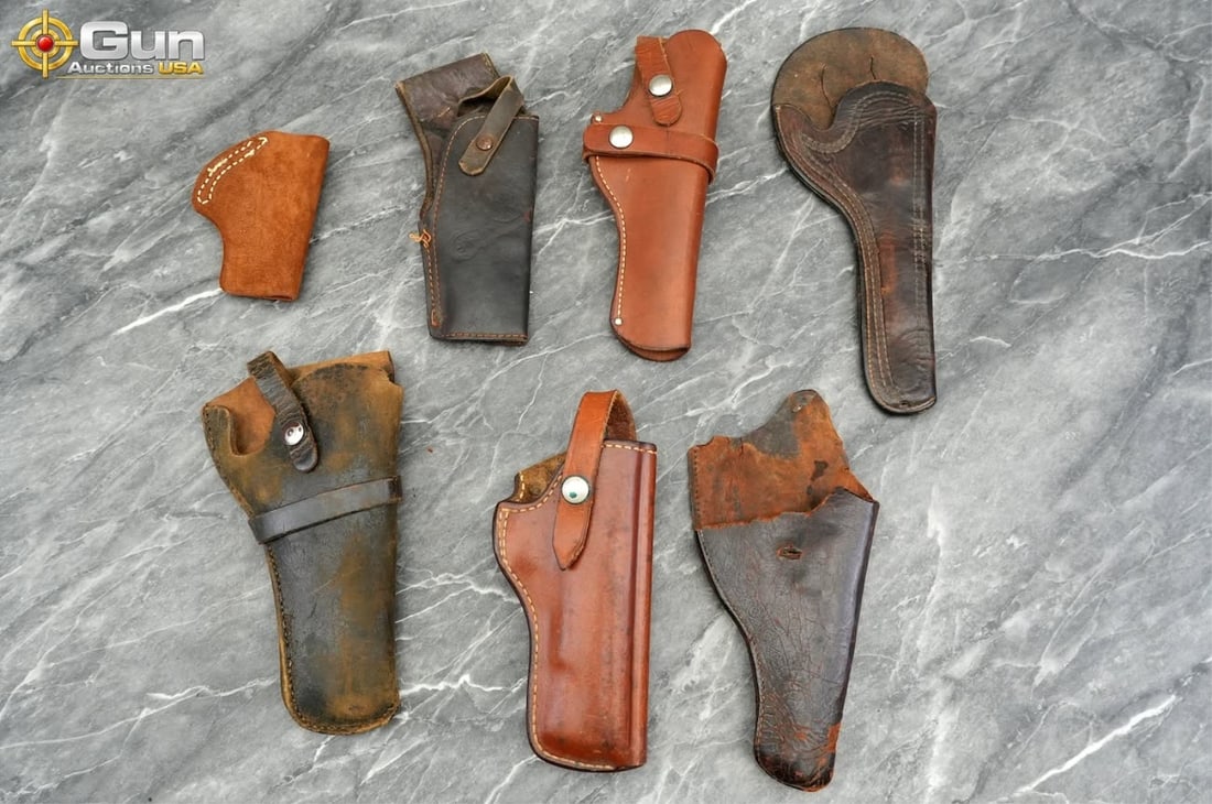 DeSantis, Bianchi, Towson etc. leather holsters. F (1 of 20)