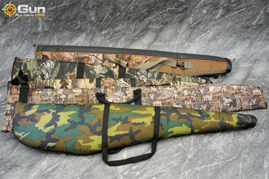 Five soft rifle cases. Good condition. 5 Soft ammo - 2