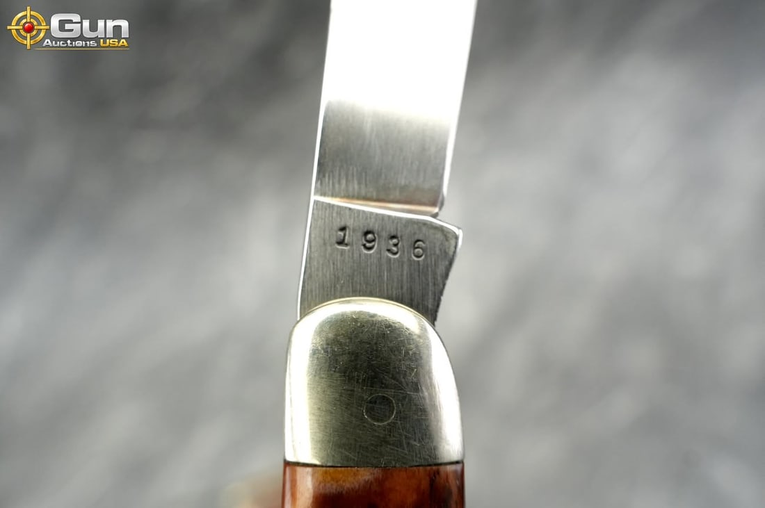 Five assorted pocket knives from multiple makers. - 9