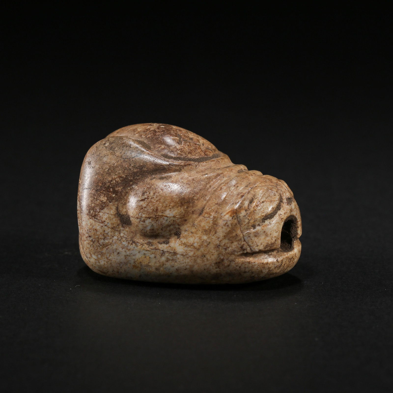 CHI KU PAI JADE DRAGON HEAD, HONGSHAN CULTURE, (1 of 8)