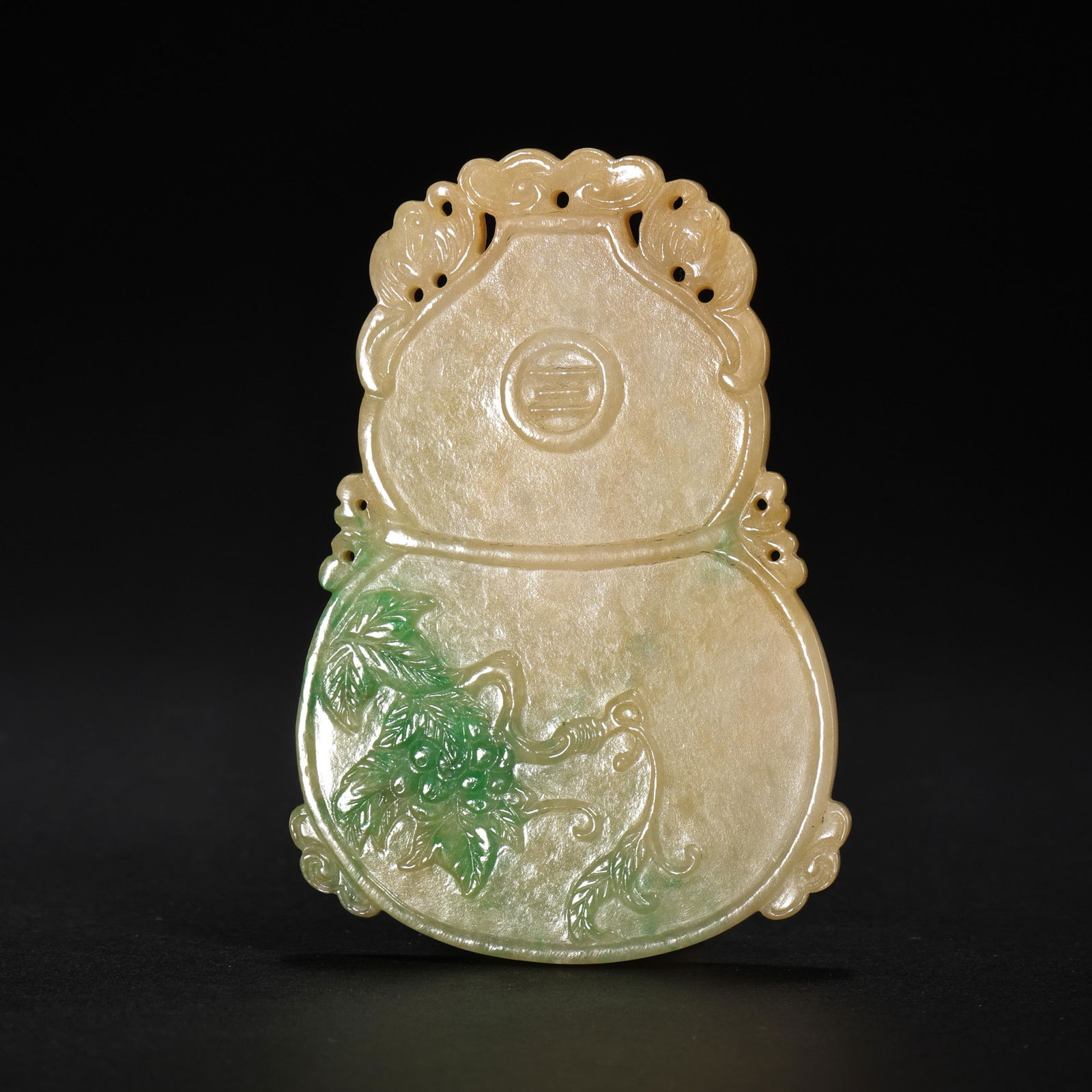 QING DYNASTY, CHINESE JADE PLATE (1 of 9)