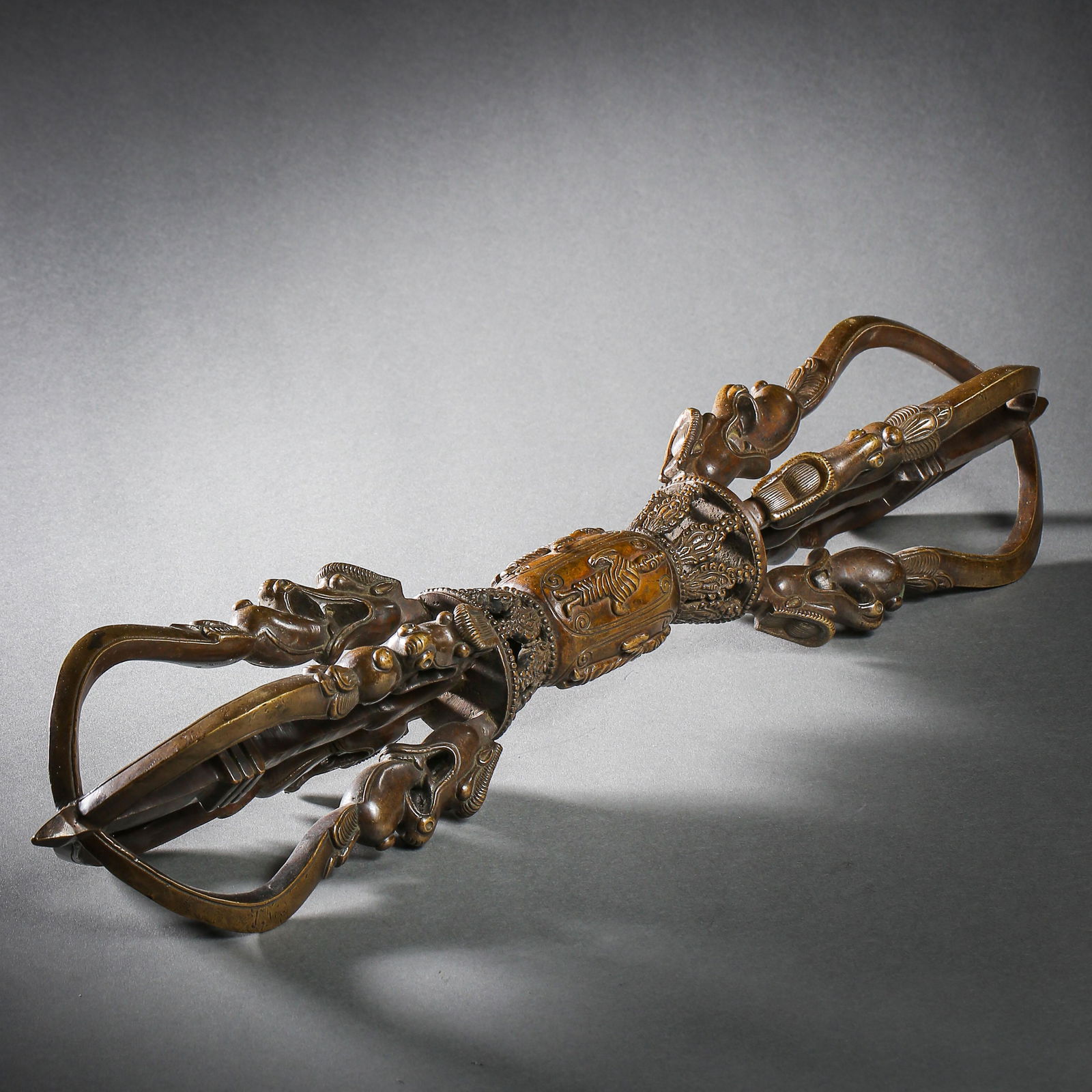 MING DYNASTY, CHINESE BRONZE ARTIFACTS (1 of 13)