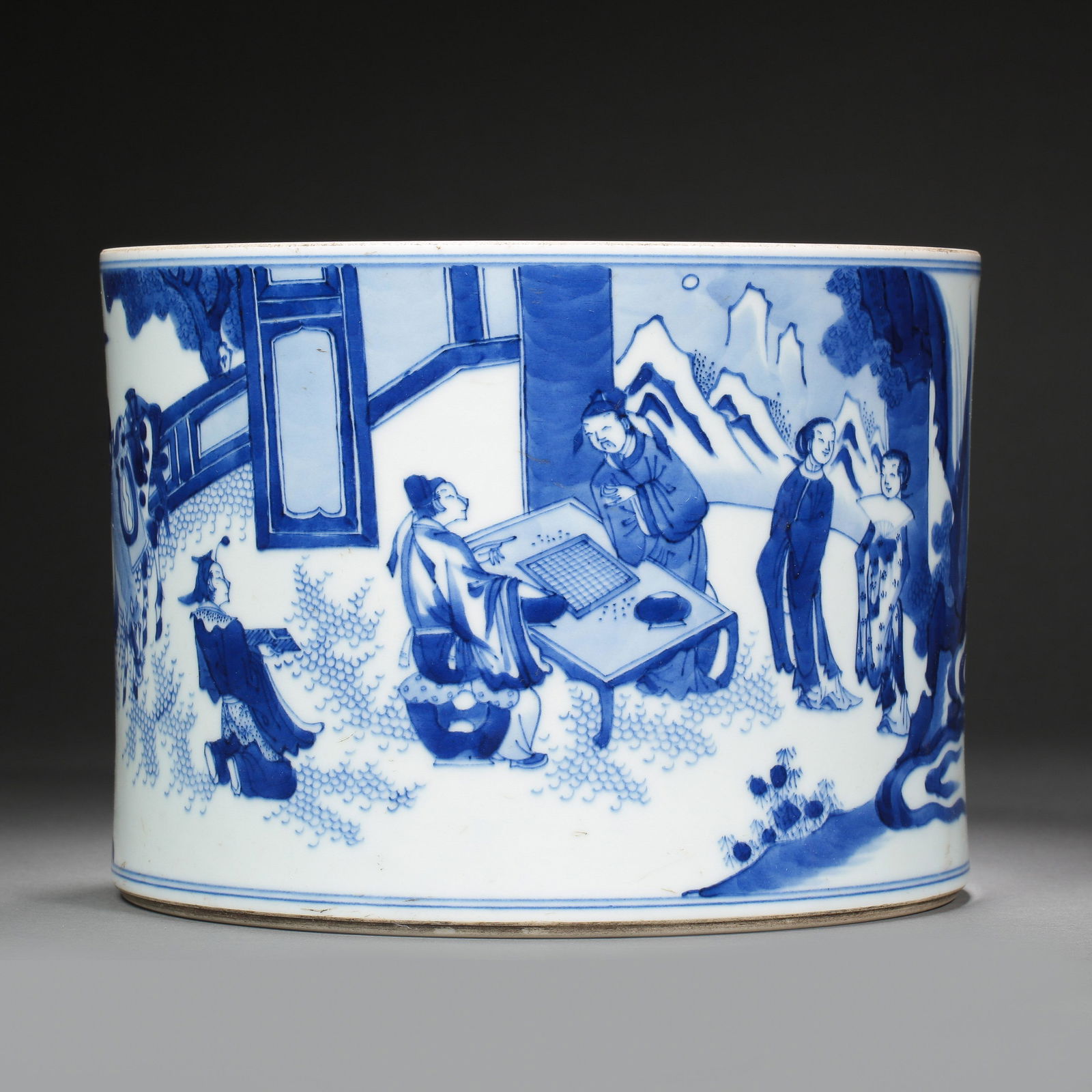 BLUE AND WHITE PORCELAIN PEN HOLDER, KANGXI QING (1 of 9)