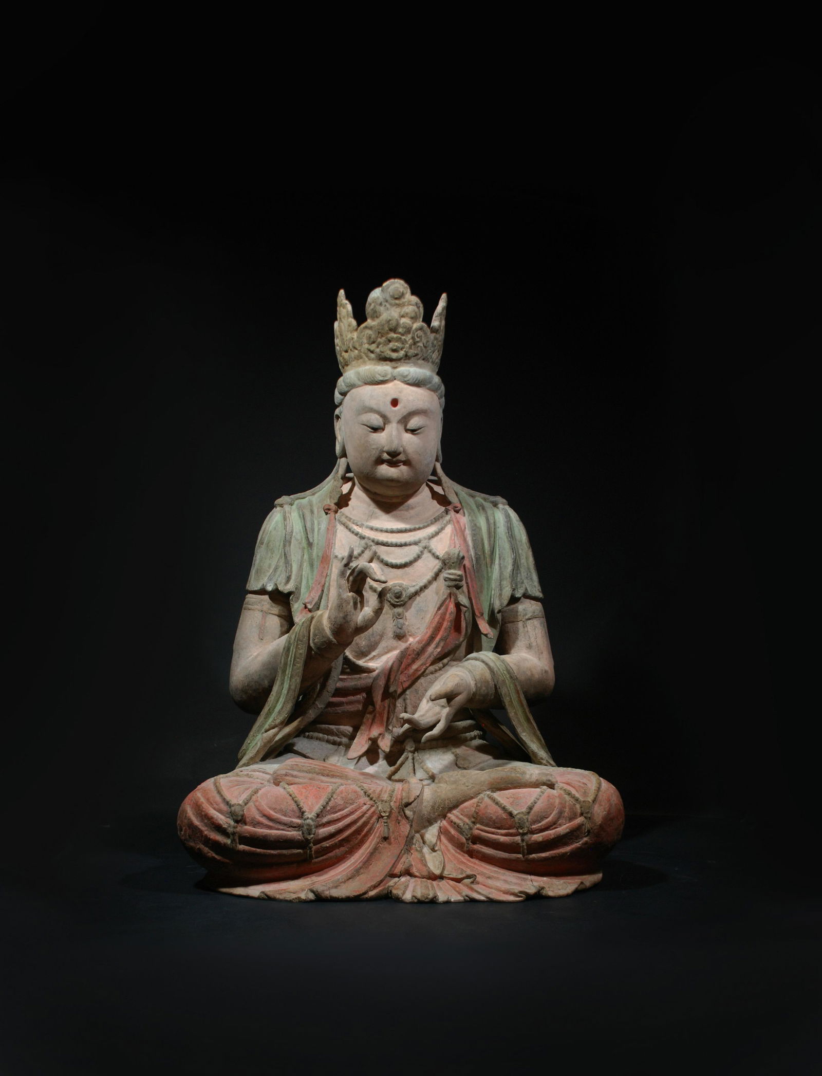 SONG DYNASTY, CHINESE WOOD CARVING SEATED GUANYIN (1 of 8)