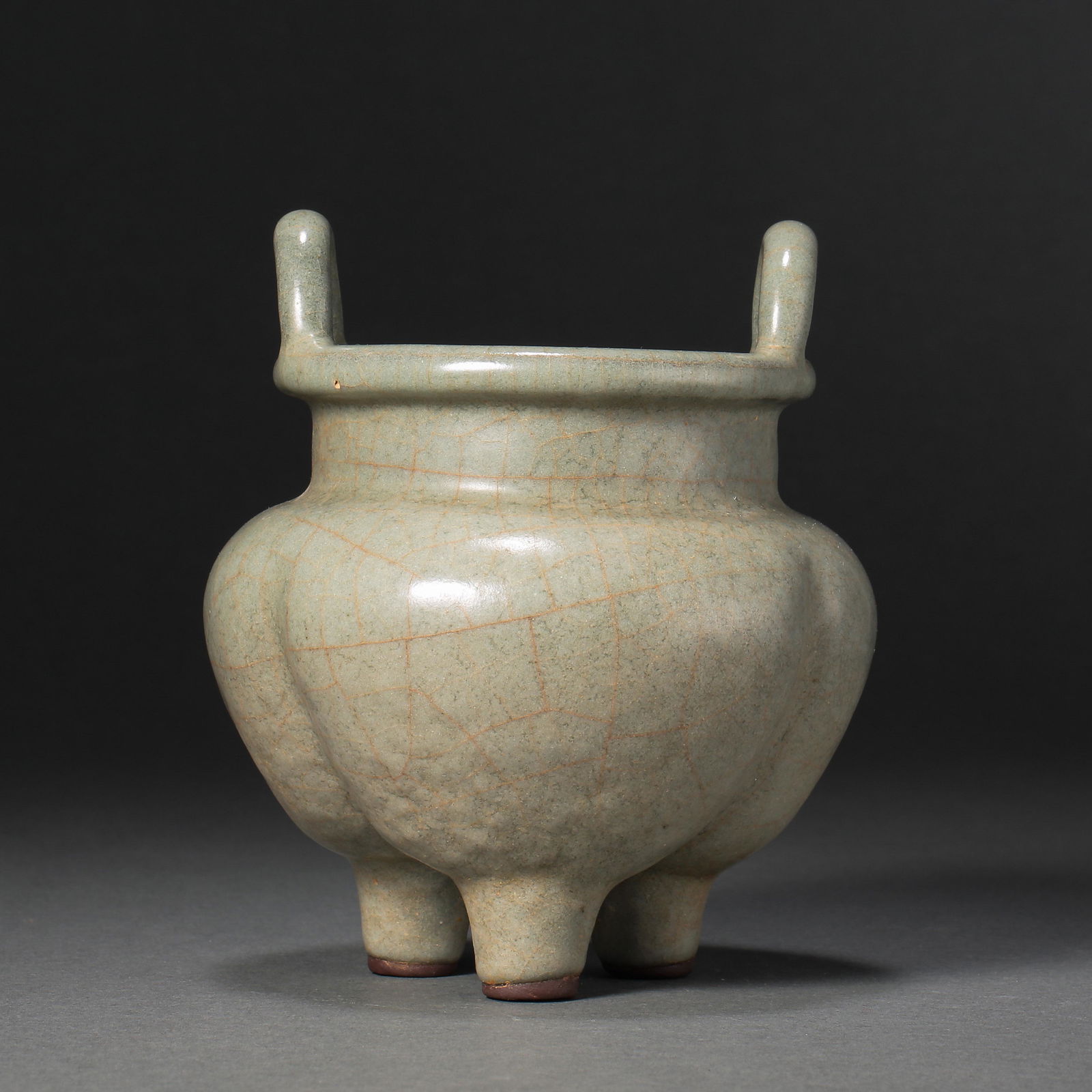 SONG DYNASTY, CHINESE CELADON VASE (1 of 10)