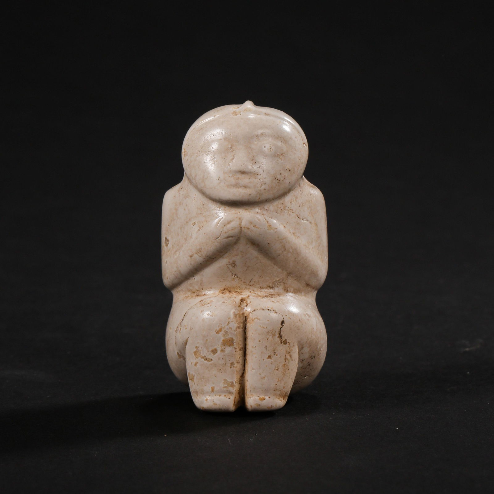 CHINESE CHI KU PAI (JIGUBAI) JADE FIGURE, HONGSHAN (1 of 9)