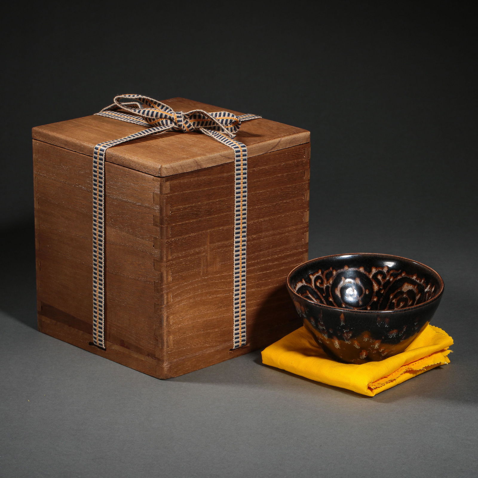 CHINESE JIZHOU WARE ZHAN, SOUTHERN SONG DYNASTY (1 of 11)