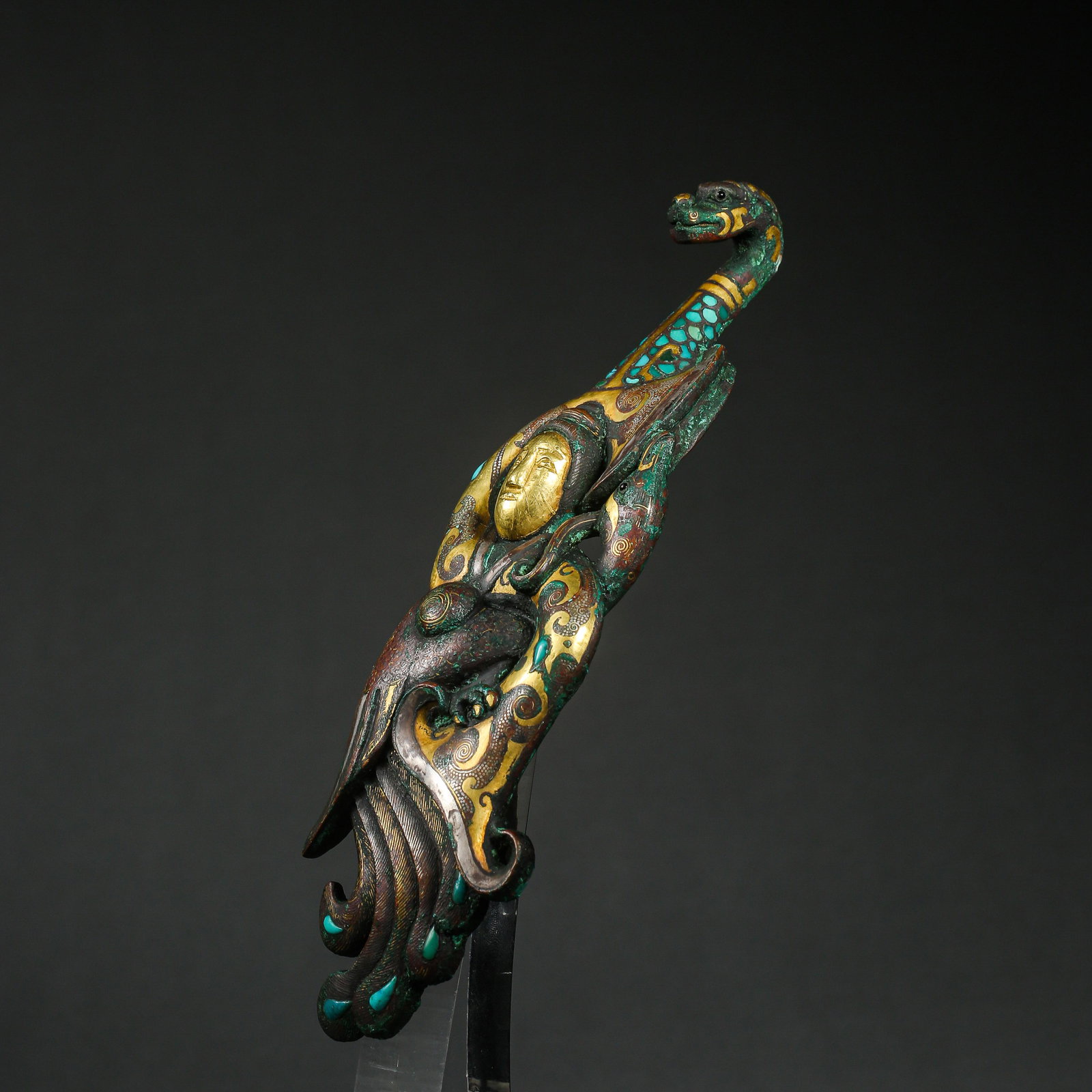 BRONZE BELT HOOK INLAID WITH GOLD AND SILVER, WARRING (1 of 8)