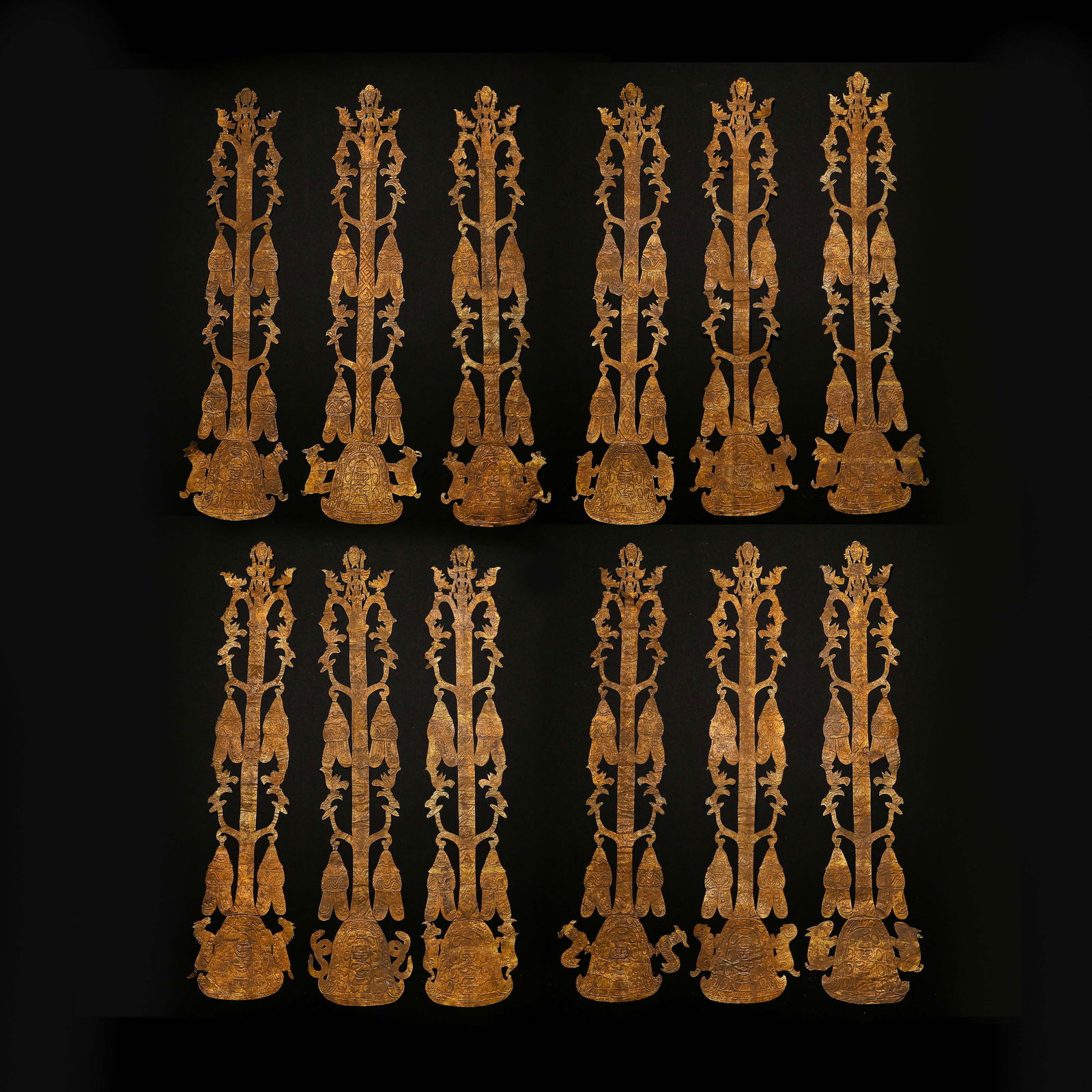 A SET OF PURE GOLD ORNAMENTS, THE EARLY SHANG DYNASTY (0320) on Feb 12