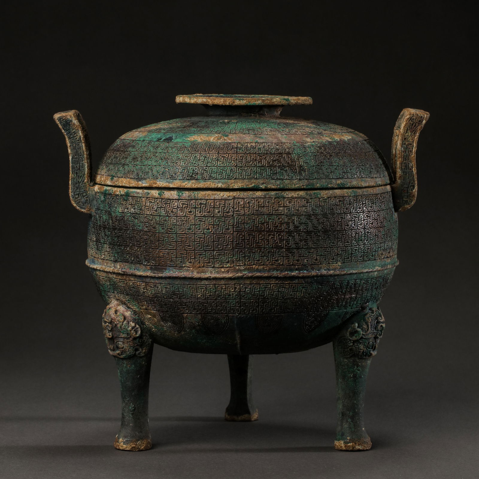 CHINESE SPRING AND AUTUMN PERIOD BRONZE DING, 7TH BC - 40TH CENTURY BC (1 of 11)