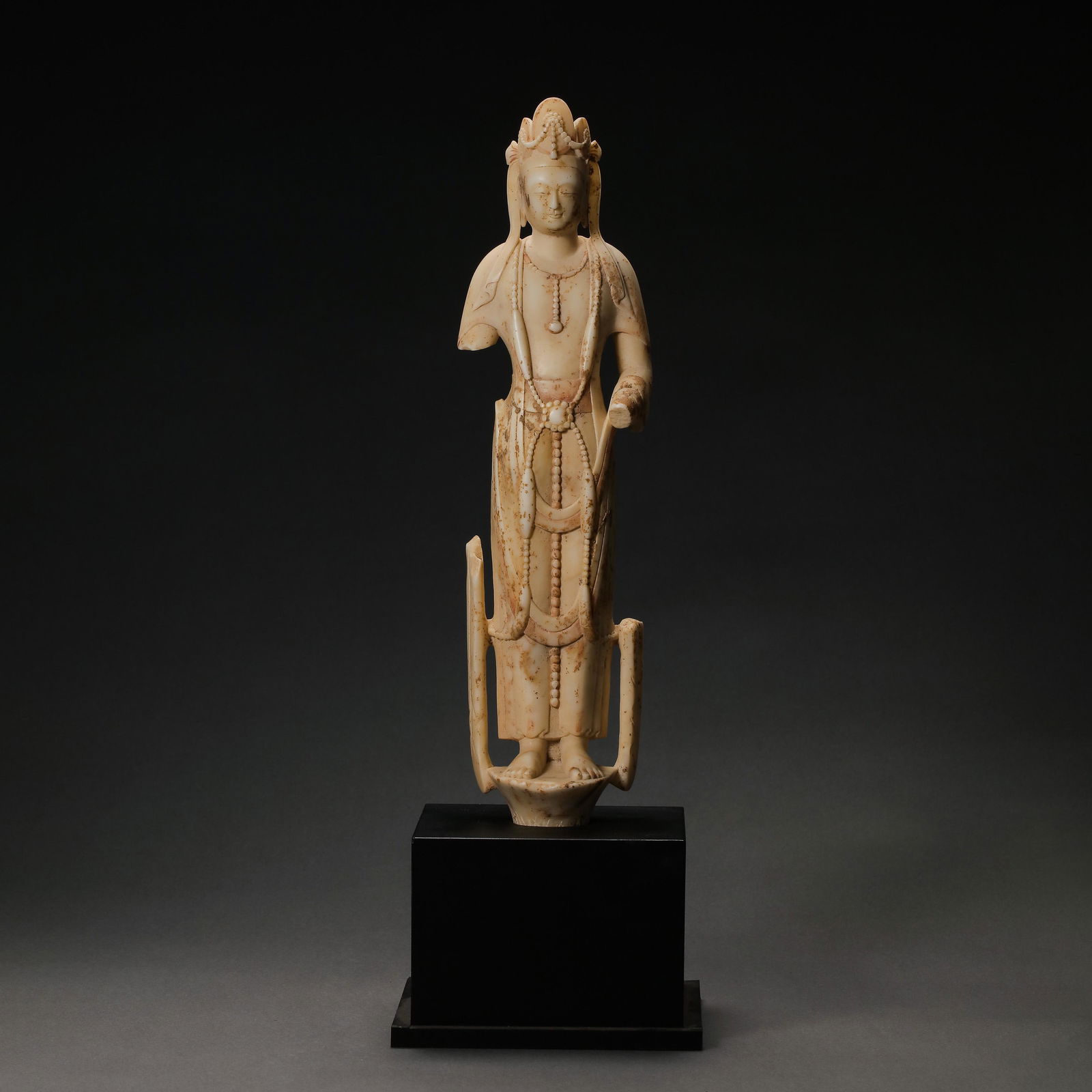 CHINESE NORTHERN QI  WHITE MARBLE CARVED GUANYIN STATION STATUE, 5TH CENTURY (1 of 10)