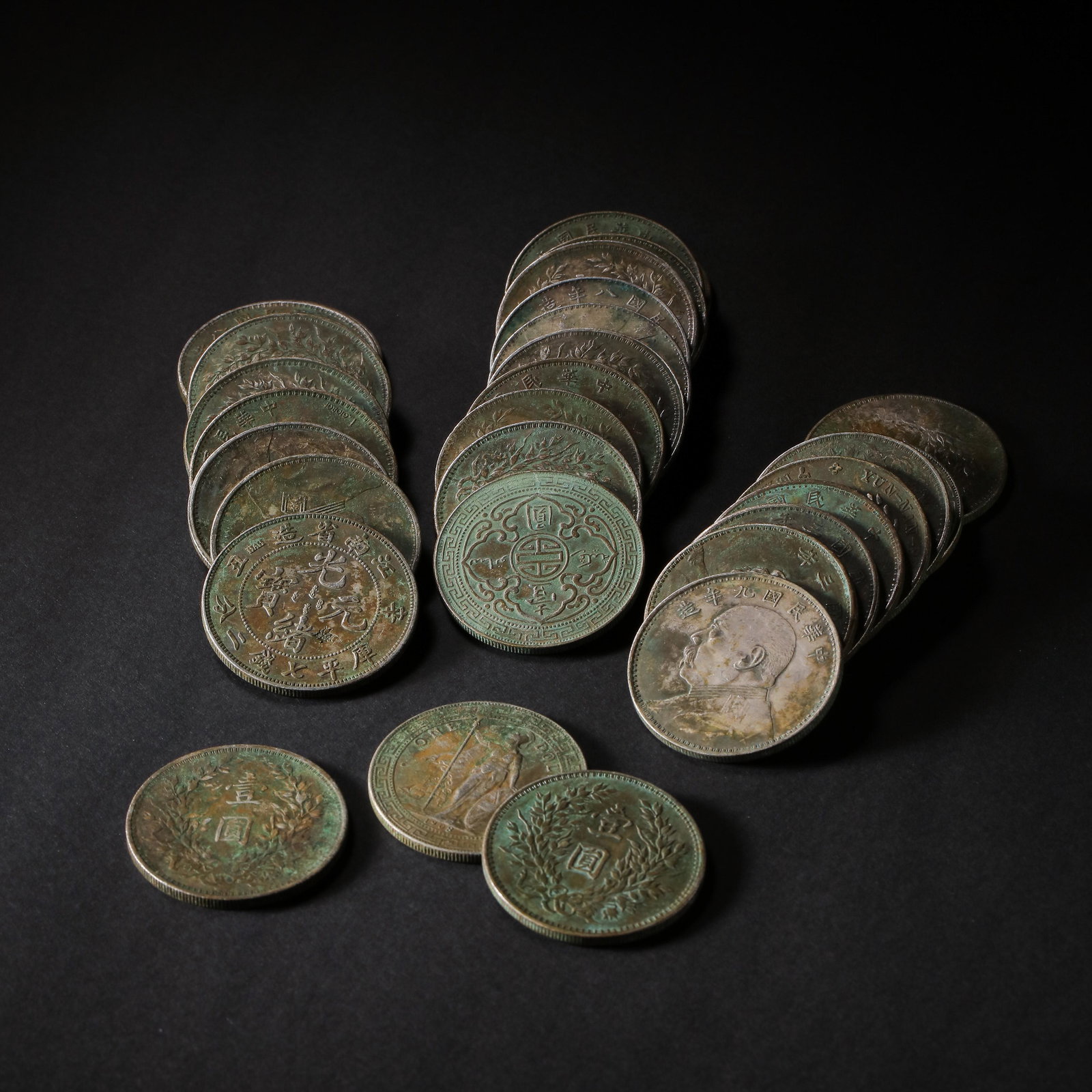 A SET OF MODERN CHINESE PURE SILVER COINS (1 of 13)
