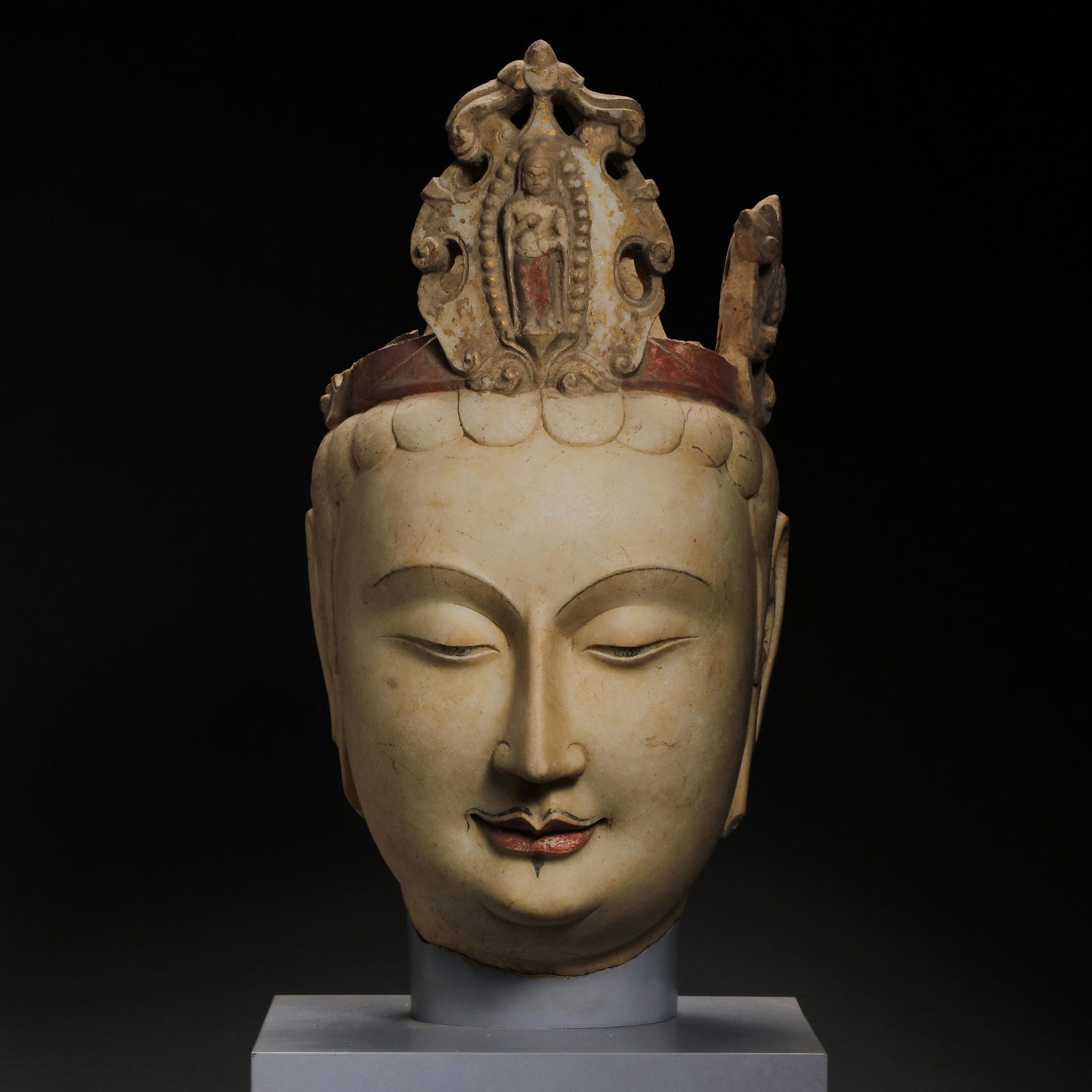 WHITE MARBLE BUDDHA HEAD, NORTHERN QI DYNASTY, CHINA (1 of 9)