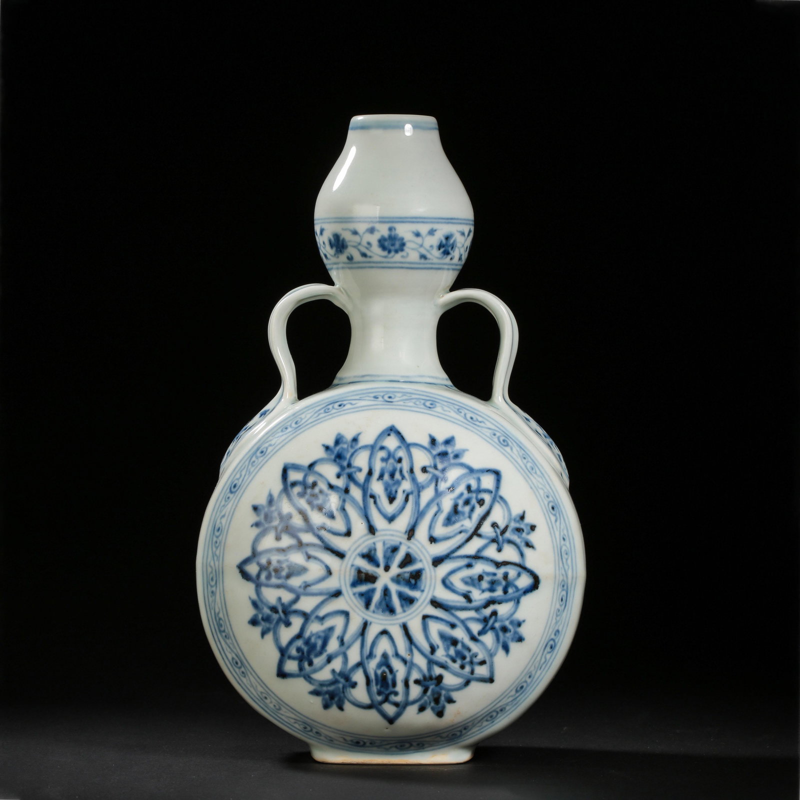 YONGLE BLUE AND WHITE GOURD VASE, MING DYNASTY, CHINA, 14TH CENTURY (1 of 8)